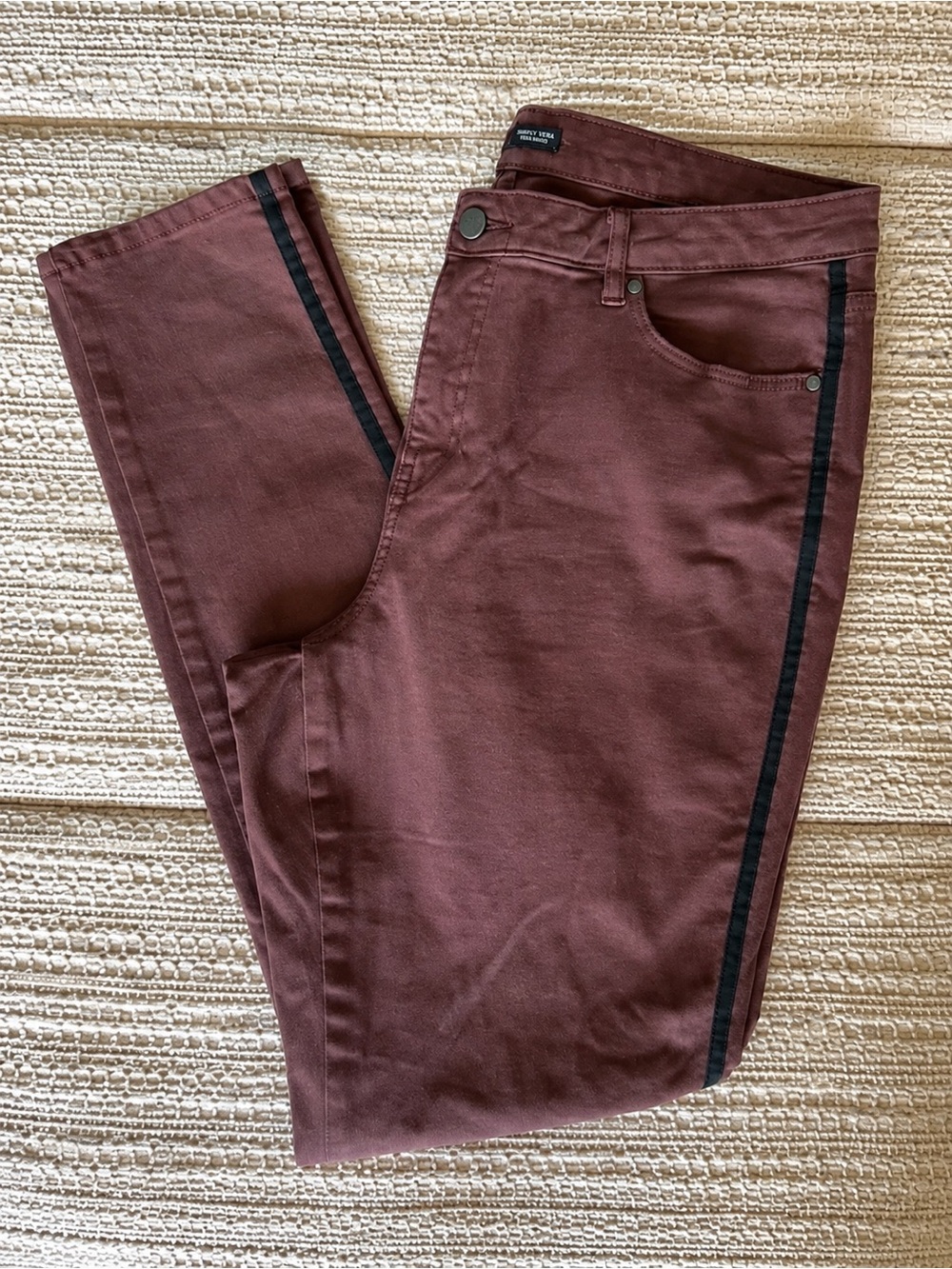 Simply Vera Vera Wang Burgundy Tuxedo Stripe Skinny Jeans Size 14 Stretch